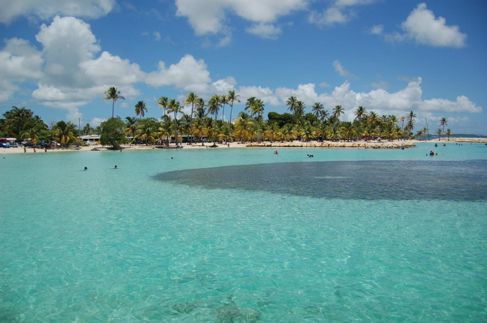 Couleurs Caraibes - Plage Et Tranquillite Apartment Sainte-Anne  Exterior photo